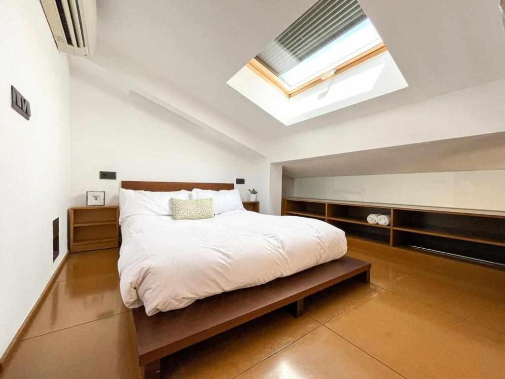 Loft Cort Reial Atico In The Heart Of The Old Town Lägenhet Girona Exteriör bild