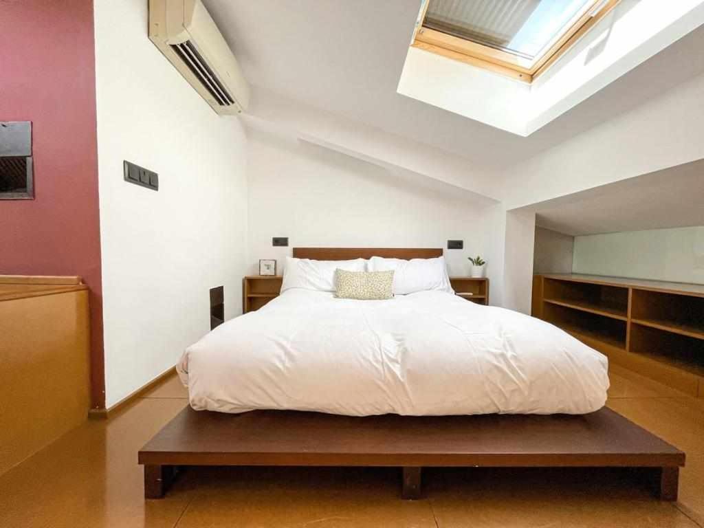 Loft Cort Reial Atico In The Heart Of The Old Town Lägenhet Girona Exteriör bild