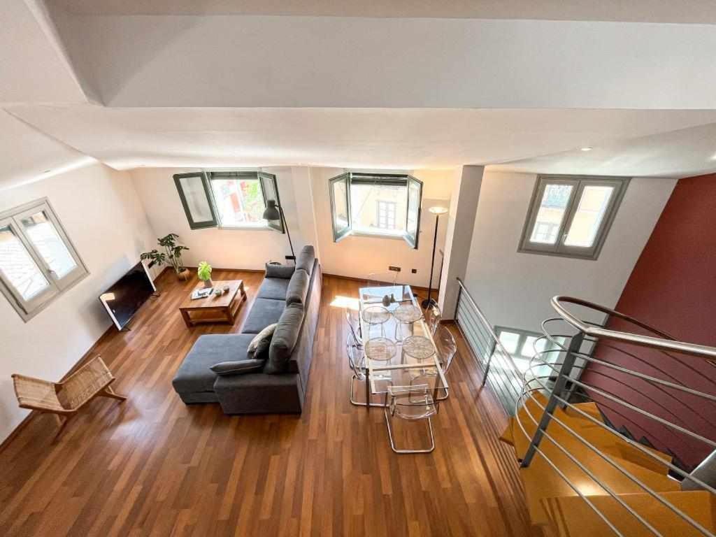 Loft Cort Reial Atico In The Heart Of The Old Town Lägenhet Girona Exteriör bild